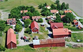 Brunnsta Gård